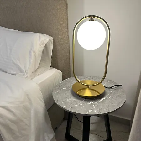 Lux Level 4 Penthouse Tower 206 Lejlighed *