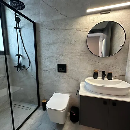 Lux Level 4 Penthouse Tower 206 Lejlighed *