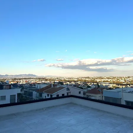 Lux Level 4 Penthouse Tower 206 Апартаменты Никосия