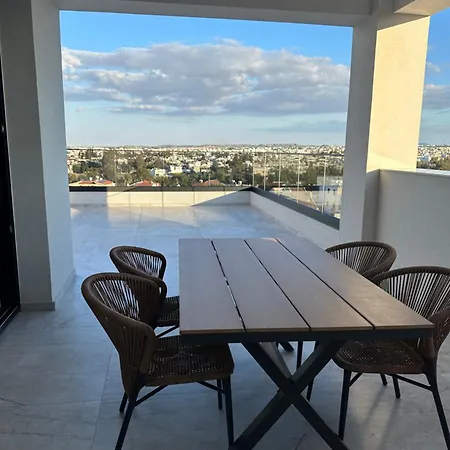 Апартаменты Lux Level 4 Penthouse Tower 206 Никосия